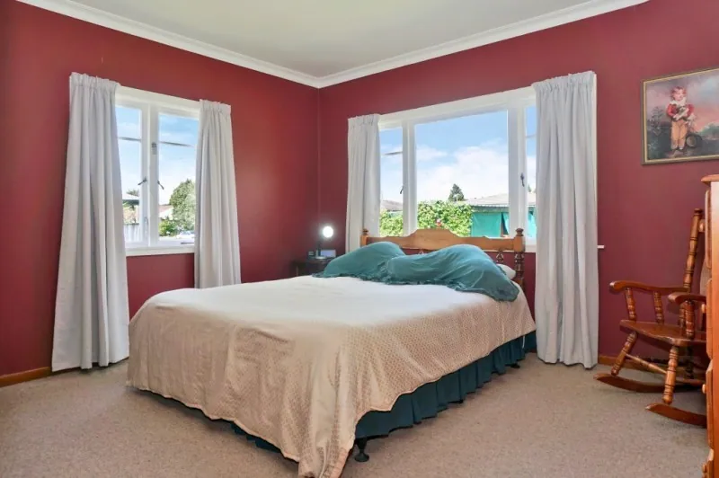  princess   master bed 1